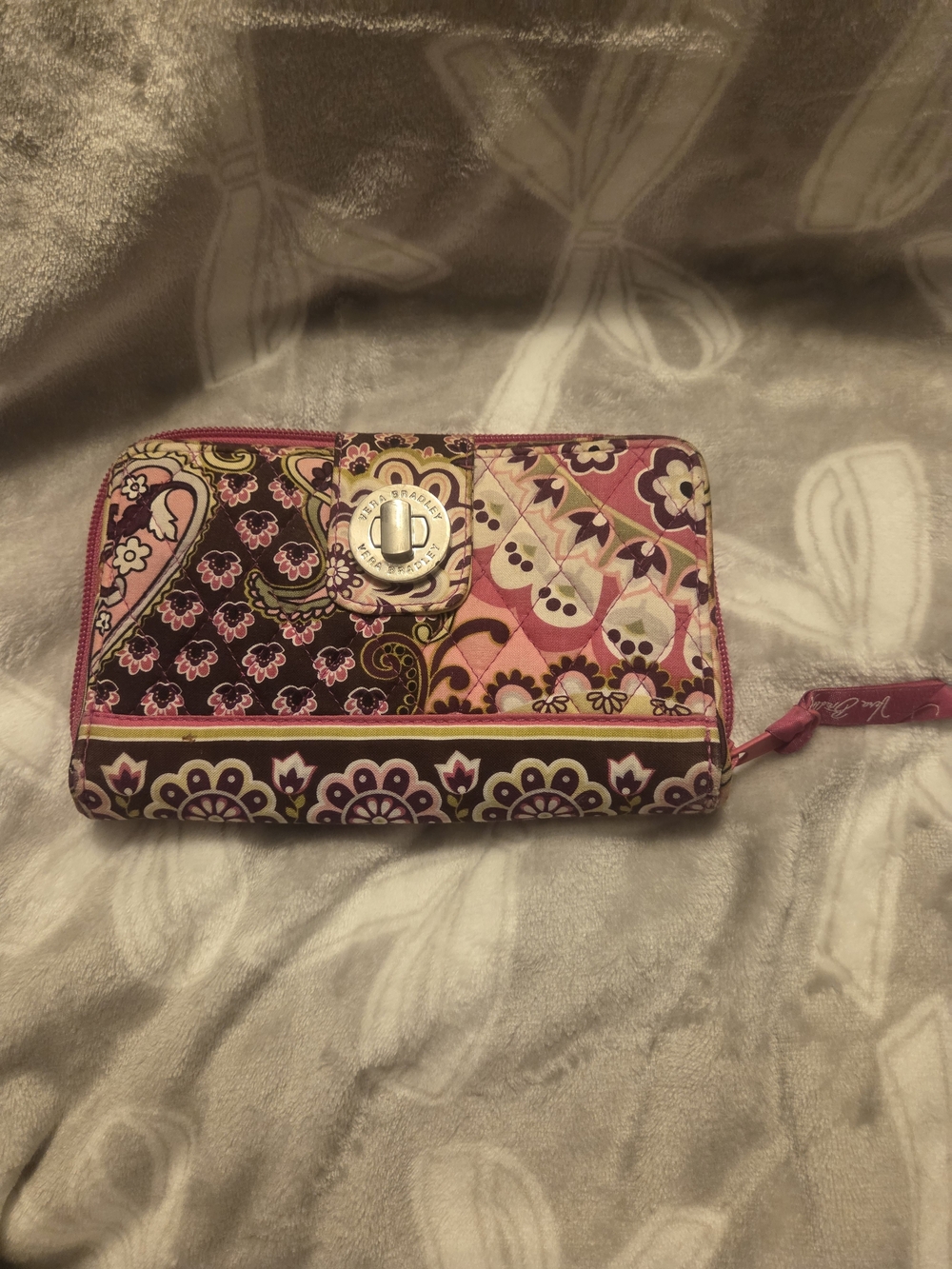 Vera Bradley Very Berry Paisley Quilted Wallet - Picture 5 of 12